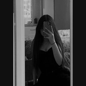 Meet your Posher, Adriana